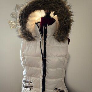 Metric Knits Outwear Hooded Puffer Vest Parka